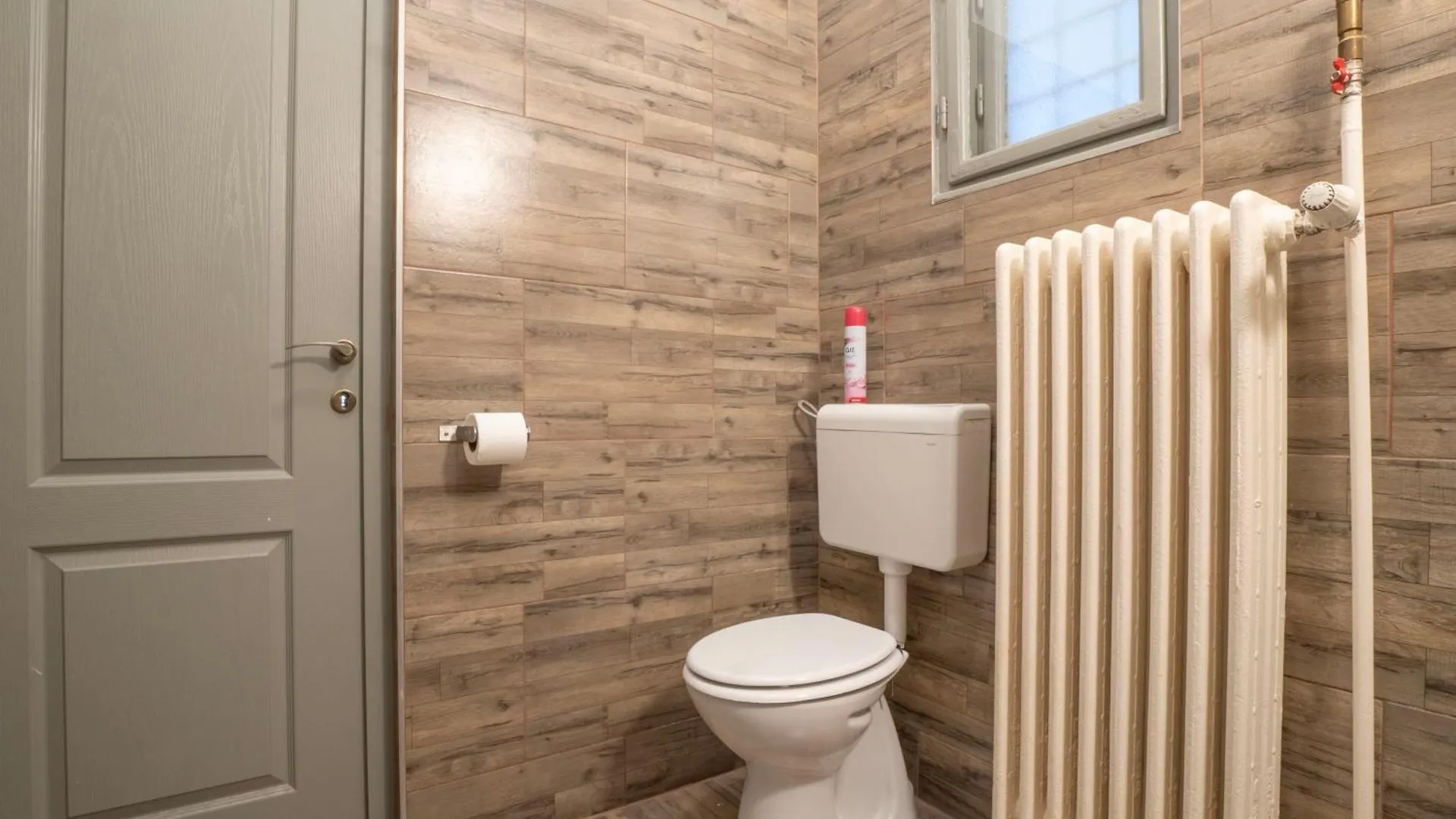 Stylish Broadway Apartment Near Parliament Z30 Budapest Hungary